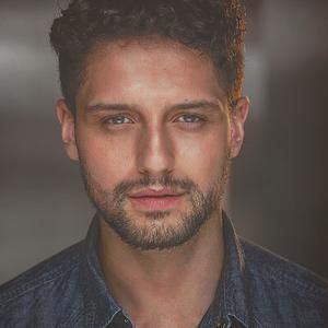 Meet your Posher, Beau